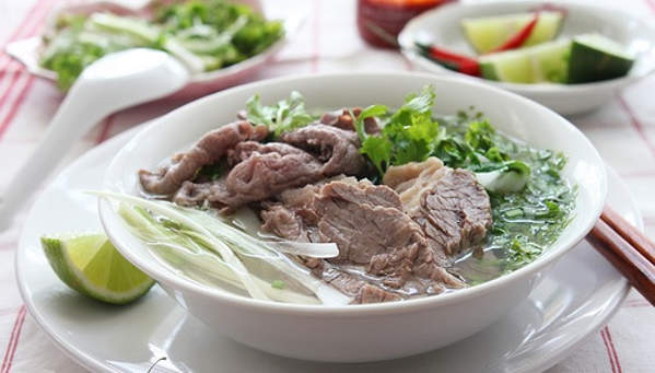 cach nau pho bo ha noi gia truyen 2